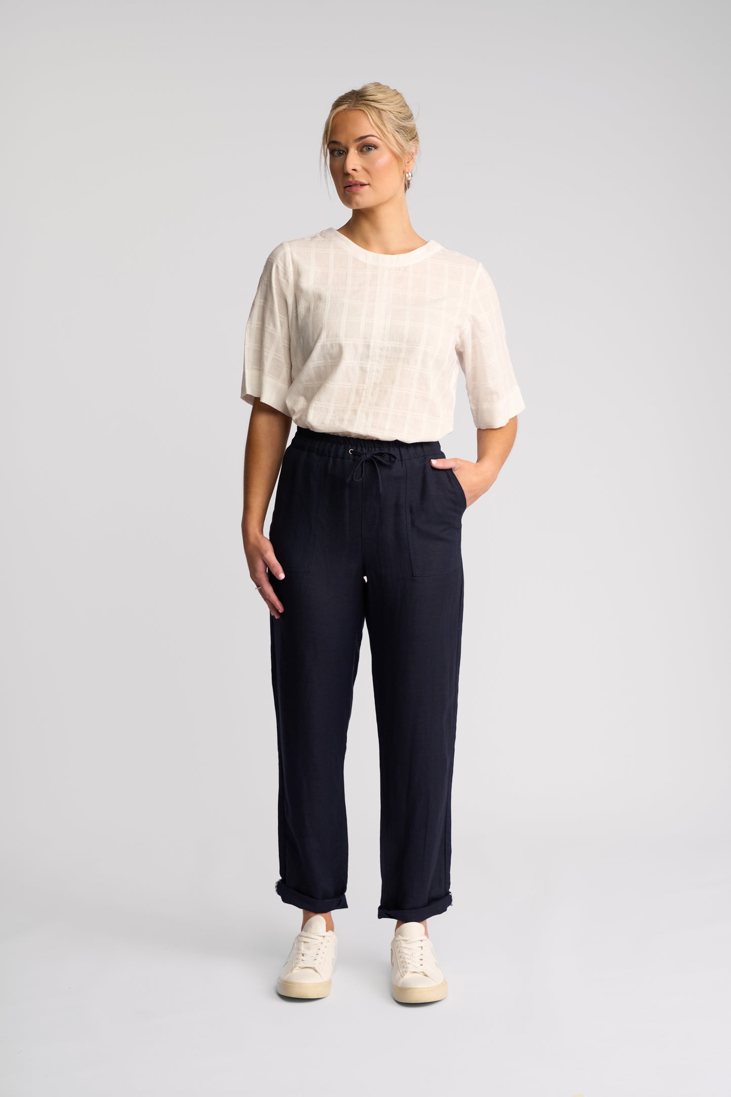5016 - Oxford Pant - Ink - (Due 2nd Week Aug)