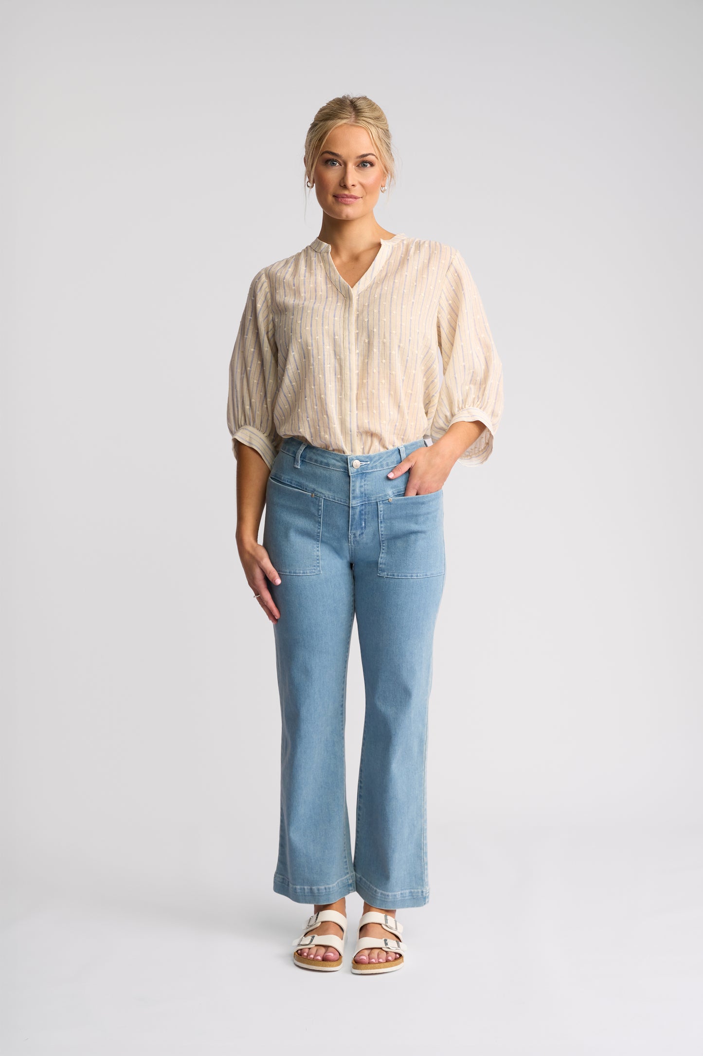 5065 - Villa Jean - Light Wash Denim - (Due 2nd Week Aug)