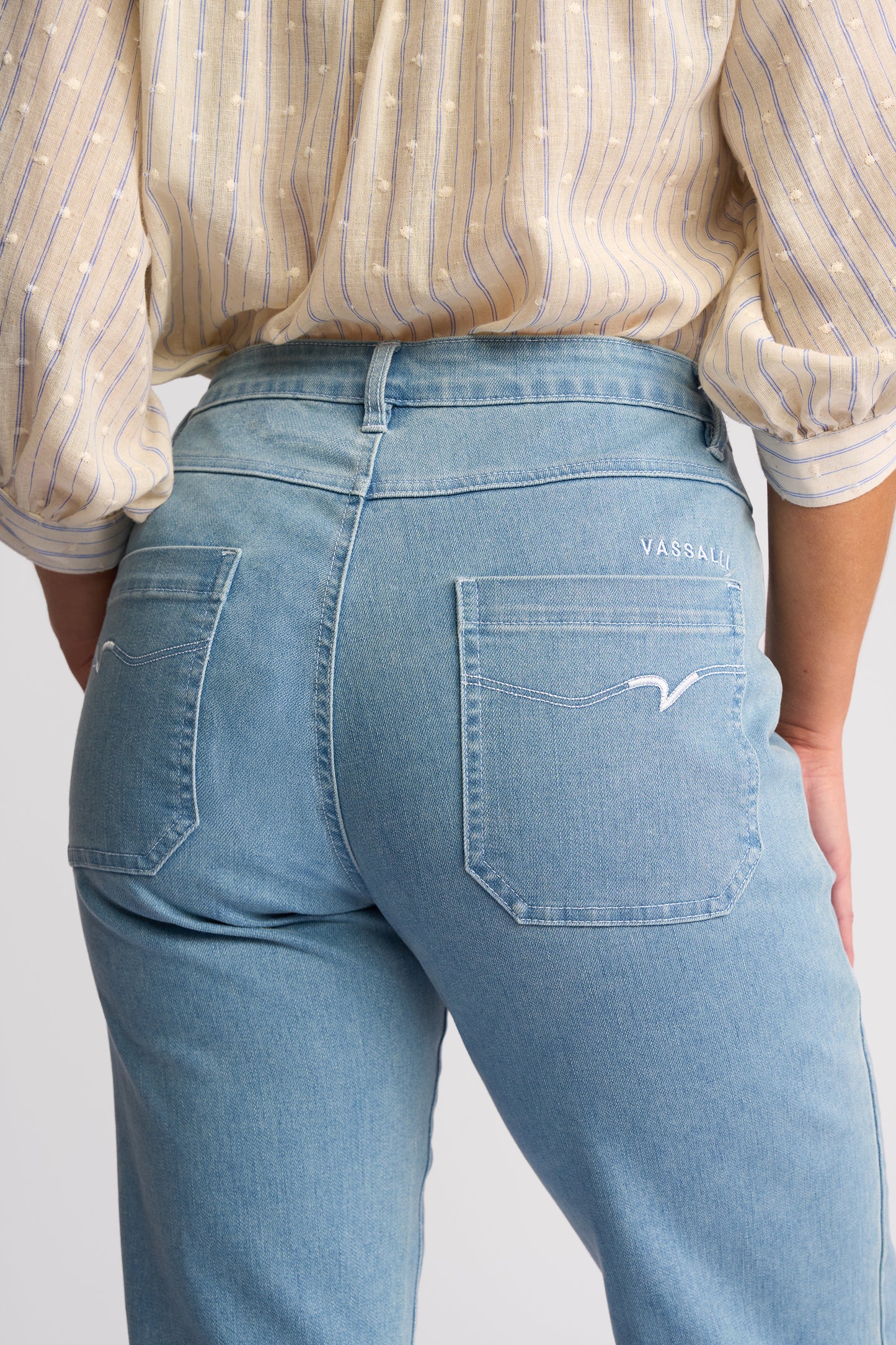 5065 - Villa Jean - Light Wash Denim - (Due 2nd Week Aug)