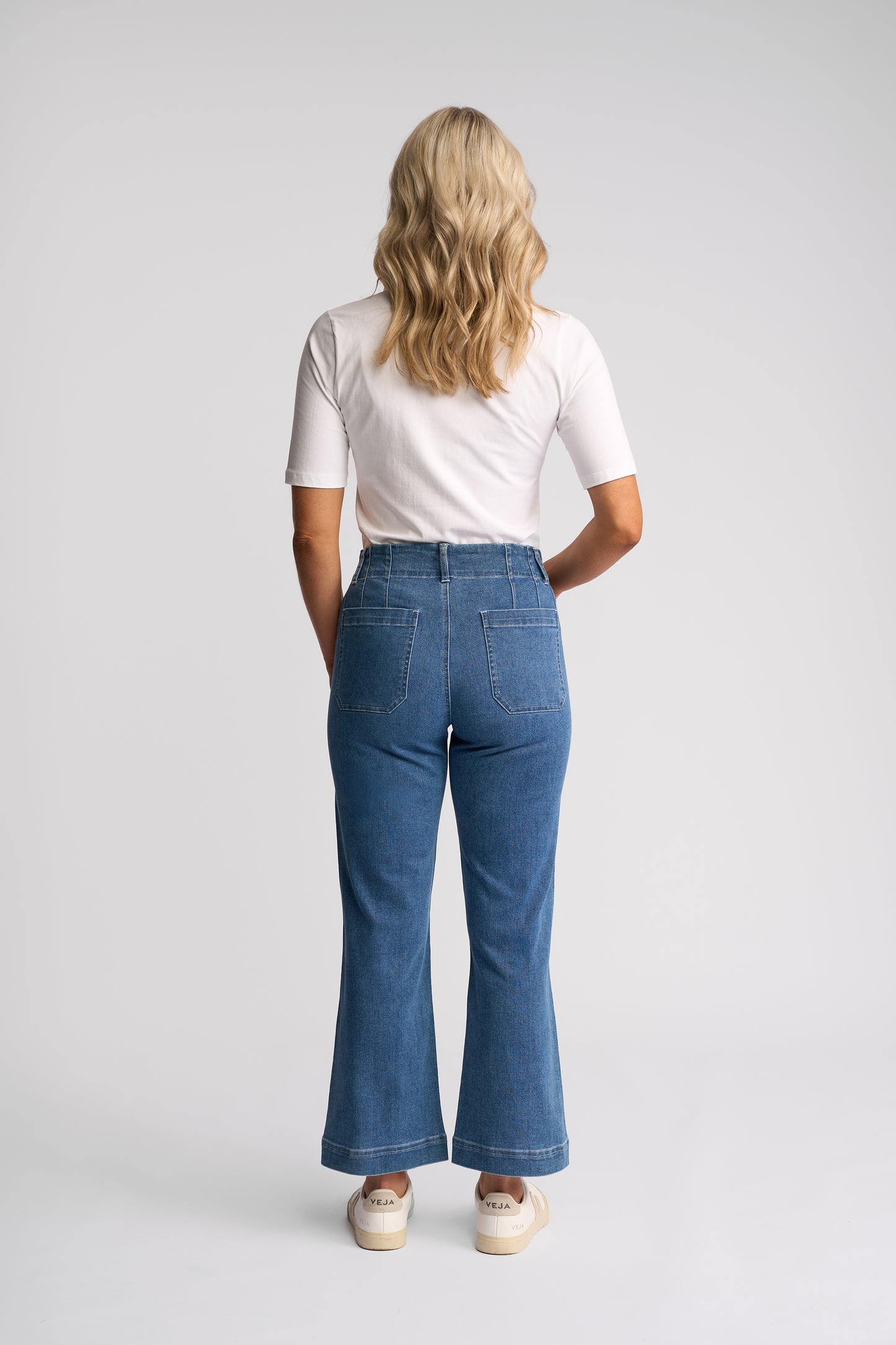 5995A - Daily Jean Ankle Grazer - Blue Hue