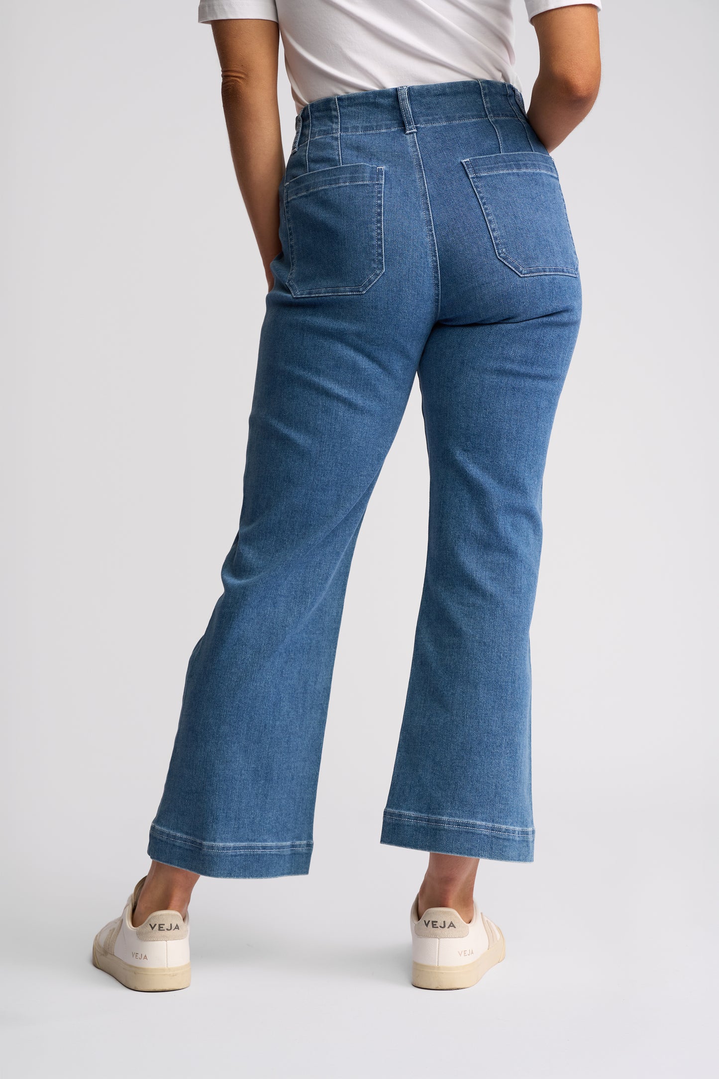 5995A - Daily Jean Ankle Grazer - Blue Hue