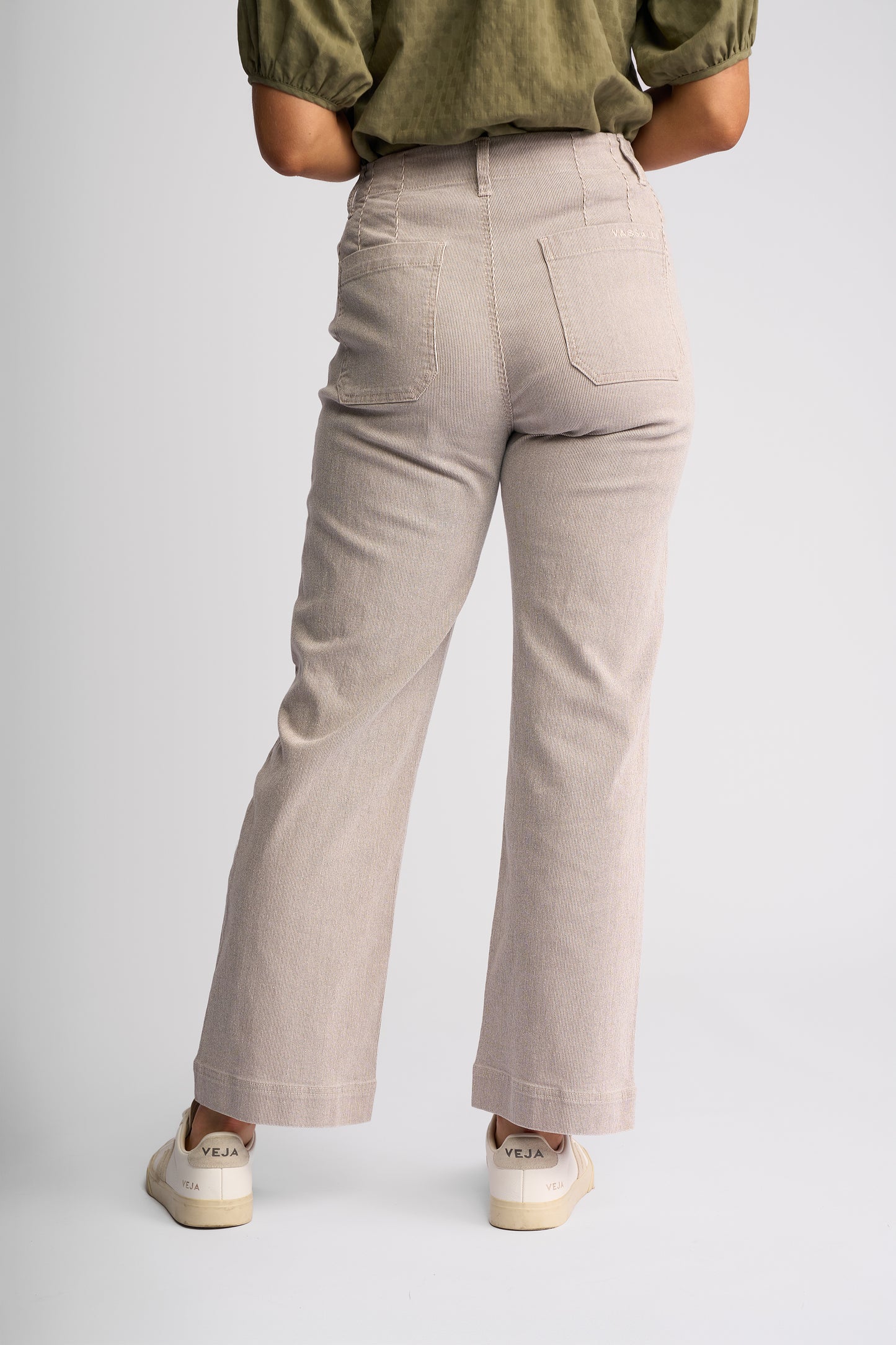 5995A - Daily Jean Ankle Grazer - Ecru Stripe Denim - (Due 2nd Week Aug)