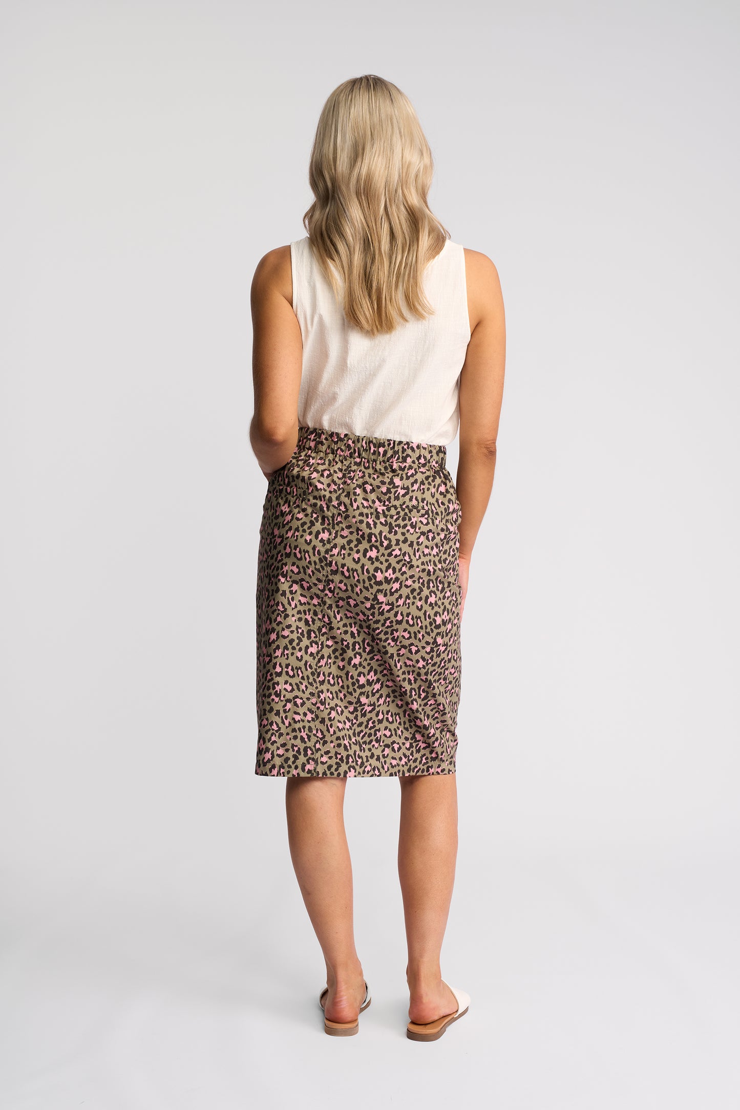 7075 - Frankie Skirt - Cub (Due 3rd Week Aug)
