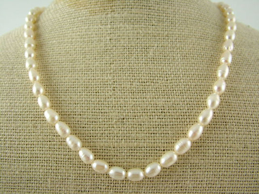 White Oval Pearl Necklace - PL0049