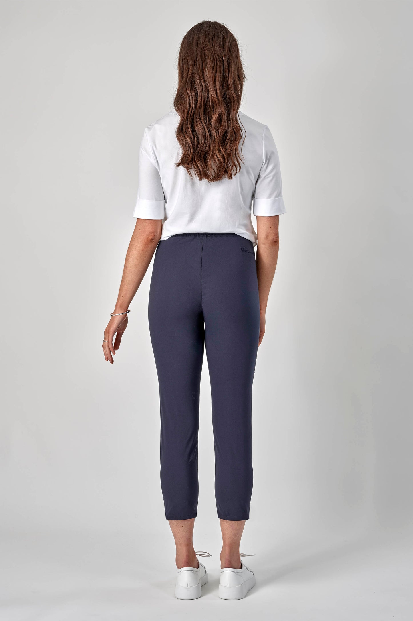 Vassalli - Skinny 7/8  Poplin Pull On - Style 251P - Navy or Black - Size 8 Only - 50% Off