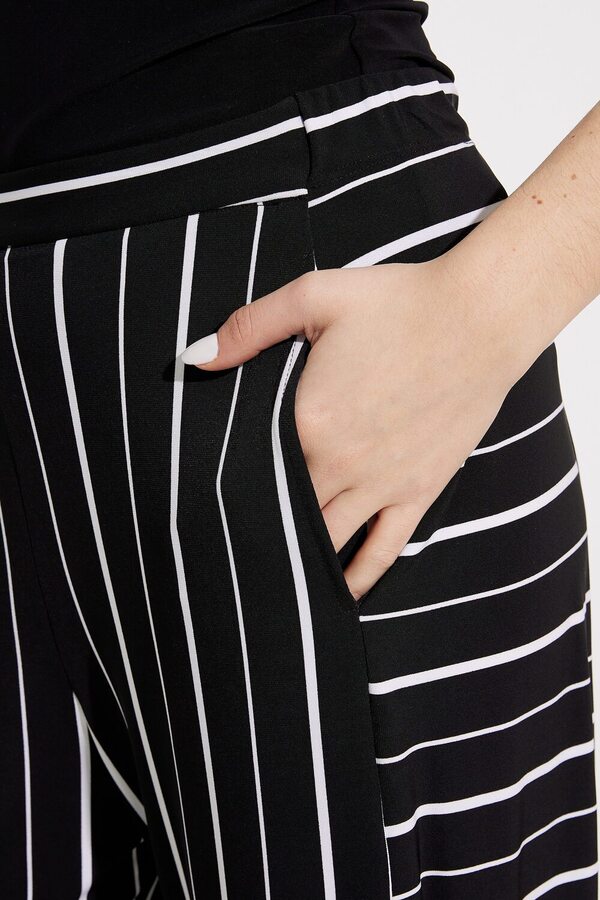 Joseph Ribkoff - Striped Barrel Pants - 232007 - Black/White